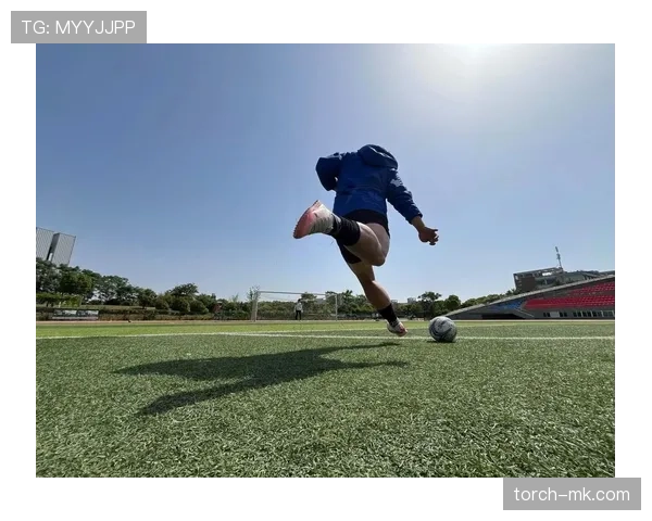 足球新星十强揭晓，未来之星闪耀赛场展露非凡天赋