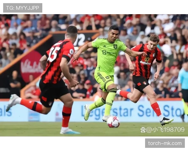 赖斯与卡塞米罗防守型中场角色差异及战术价值分析