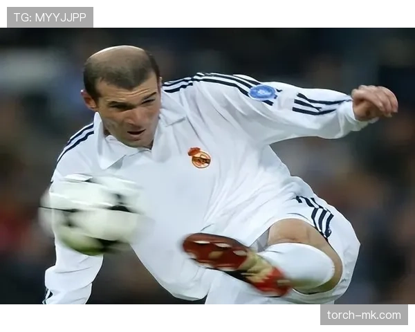 贝林厄姆 vs 齐达内：中场核心模板的代际差异与适配性